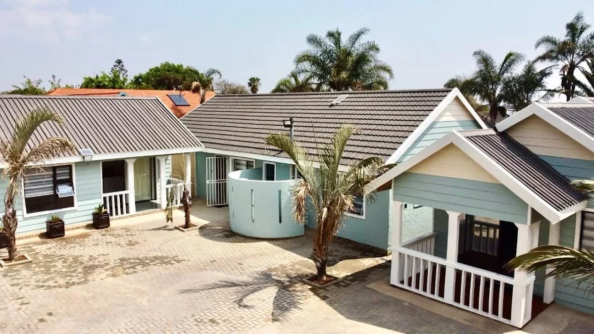 The Airport Terminal Guesthouse in Birch Acres