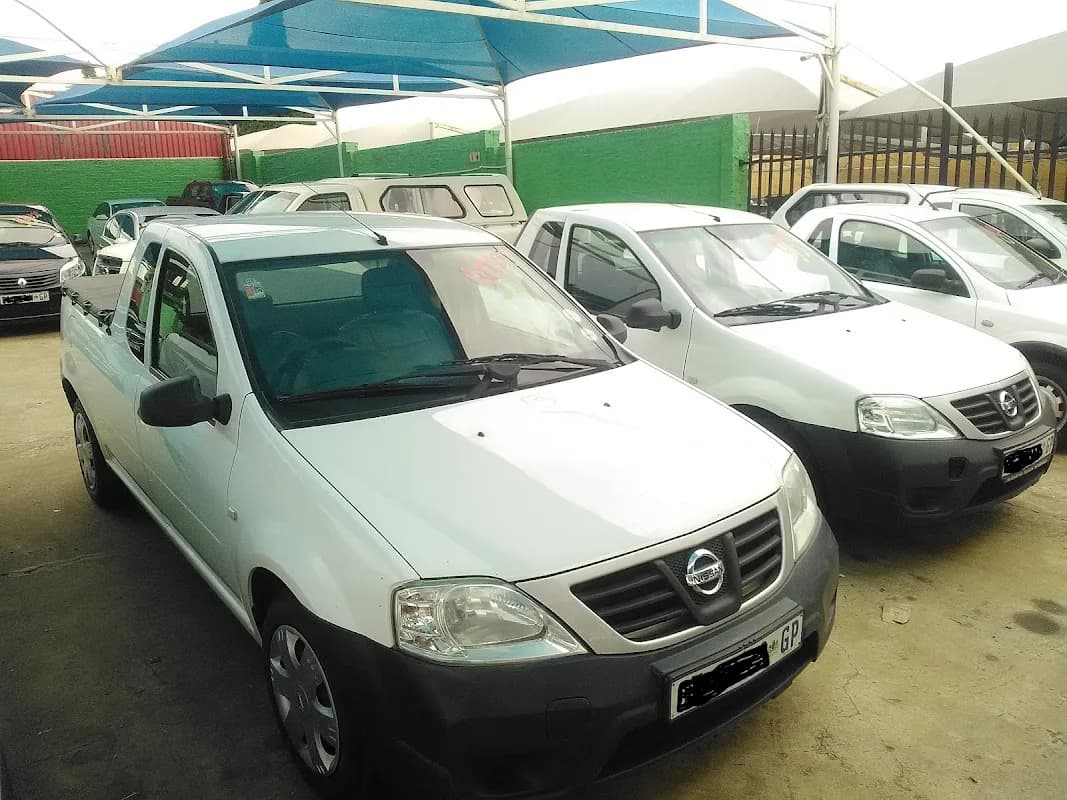 Cars "B" US in Dobsonville