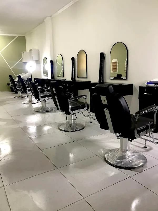 Vanity Venue - Unisex Grooming Spa in Arcadia