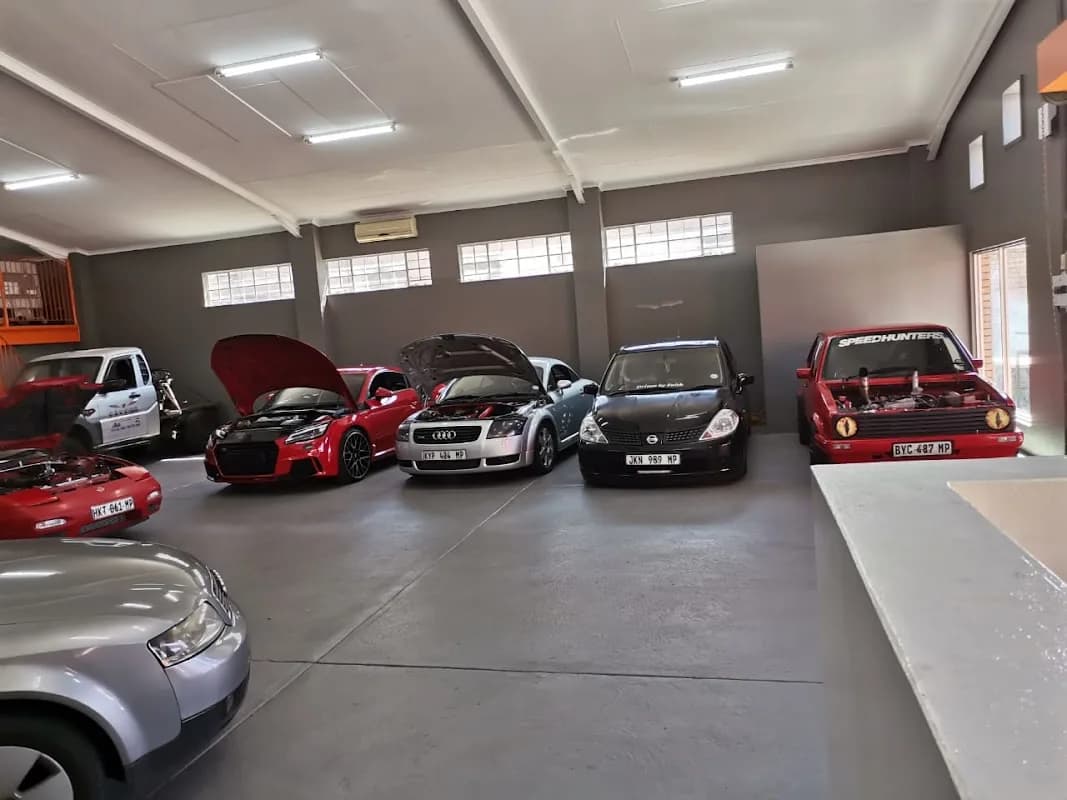 VR Auto Services in Evander