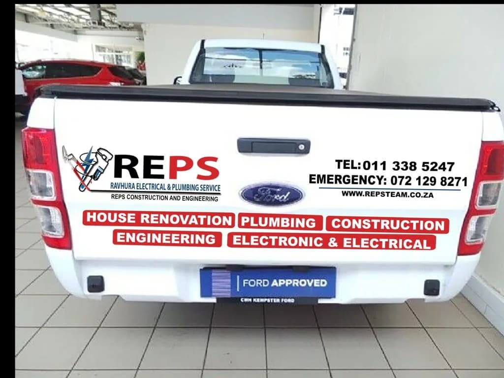 RAVHURA ELECTRICAL & PLUMBING SERIVICE in Braamfontein