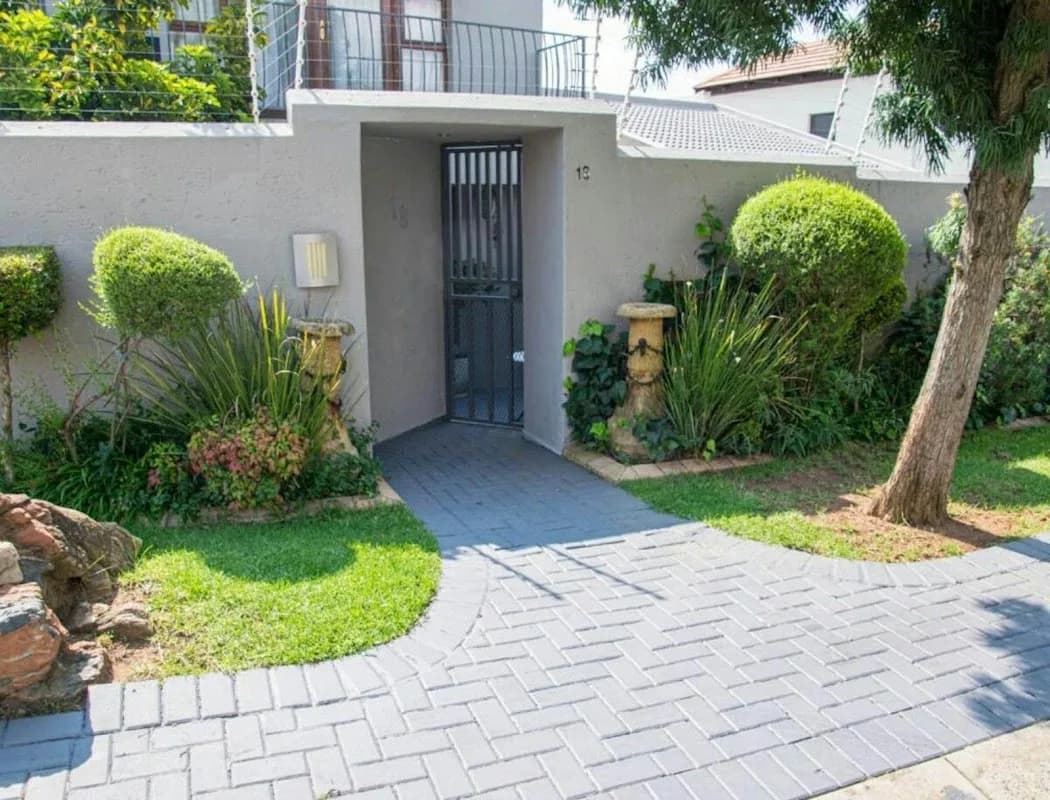 Stay @ Honeytree in Edenvale