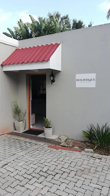 Holistique Beauty And Wellness in Walmer
